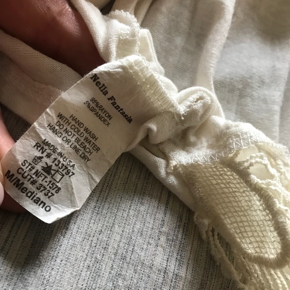 Love Culture Crop - Picture 3 of 5